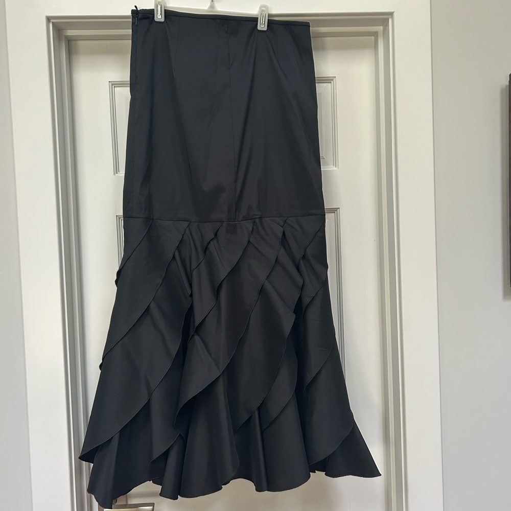 Xscape Classic Black Attire